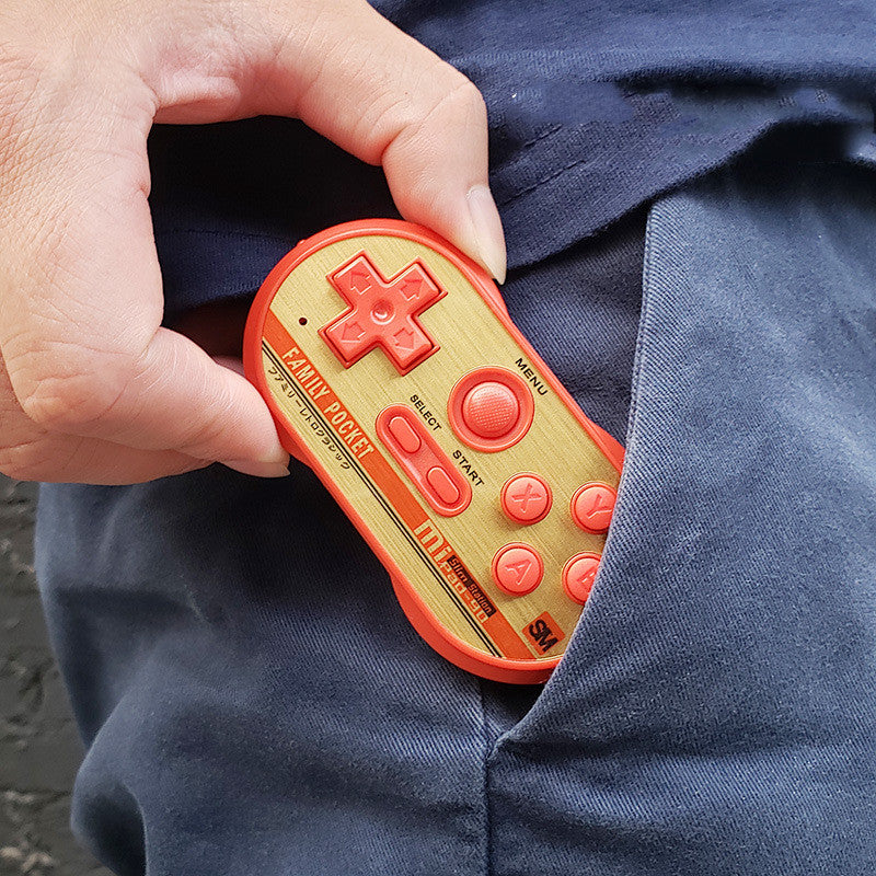 Mini Retro Handheld Spielkonsole – 20 NES Klassiker, TV-Anschluss & Taschenformat | Nostalgie für unterwegs & Zuhause